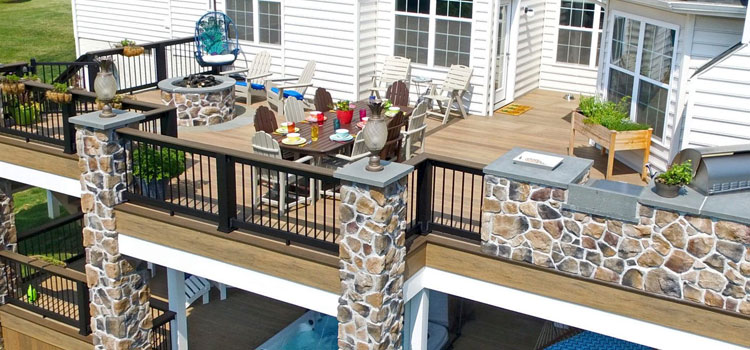 Custom Deck Design Contractors in Canyon Country, CA